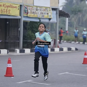 Runner Photo 8976400