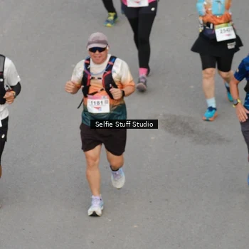 Runner Photo 8976406
