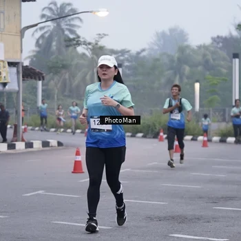 Runner Photo 8976410