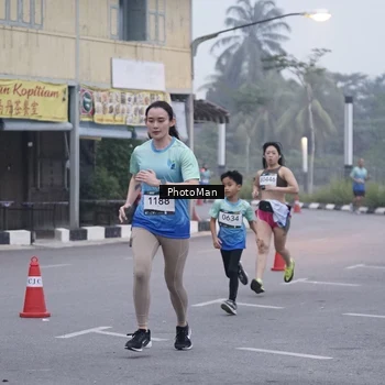 Runner Photo 8976416