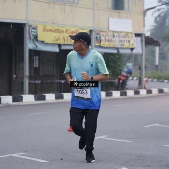 Runner Photo 8976426