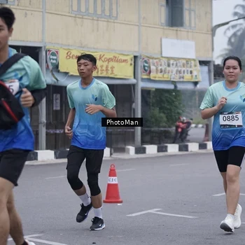 Runner Photo 8976427