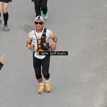 Runner Photo 8976428