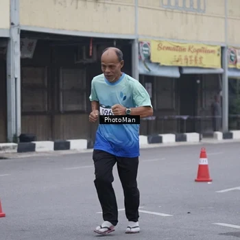 Runner Photo 8976446
