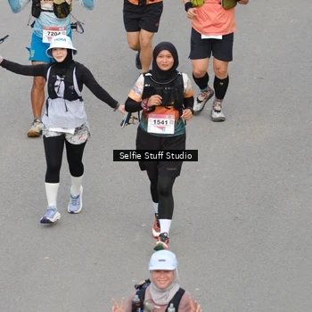 Runner Photo 8976452
