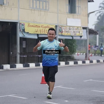 Runner Photo 8976453