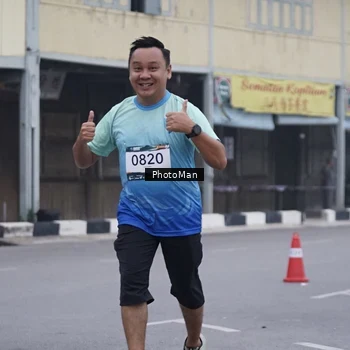 Runner Photo 8976459