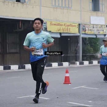 Runner Photo 8976462