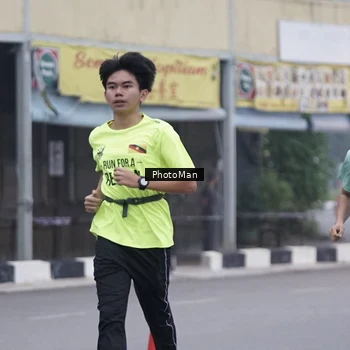 Runner Photo 8976466