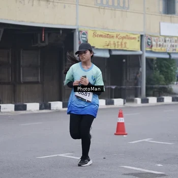 Runner Photo 8976470