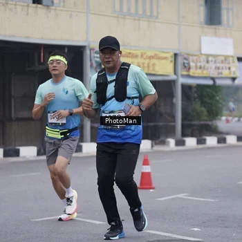Runner Photo 8976488