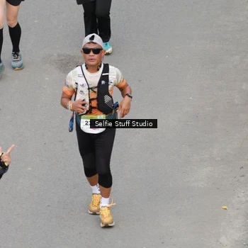 Runner Photo 8976495