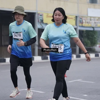 Runner Photo 8976498