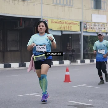 Runner Photo 8976504