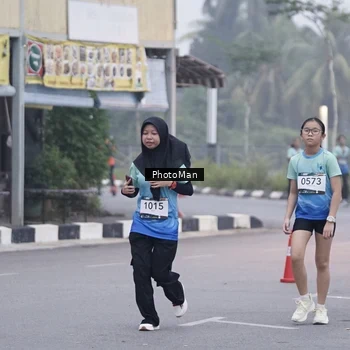 Runner Photo 8976531