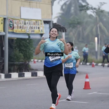 Runner Photo 8976545
