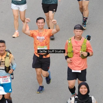Runner Photo 8976546