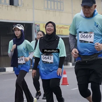 Runner Photo 8976568