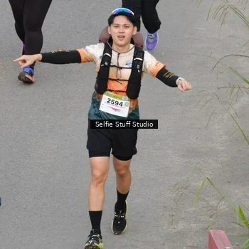 Runner Photo 8976570