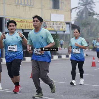 Runner Photo 8976584
