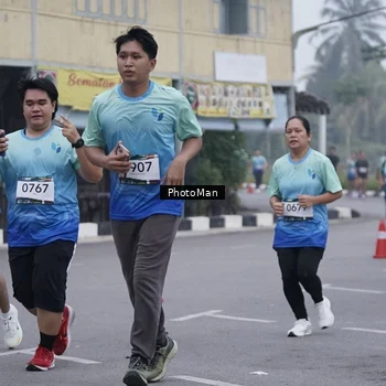 Runner Photo 8976591