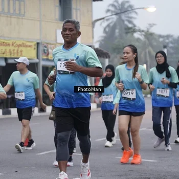 Runner Photo 8976602