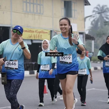 Runner Photo 8976607