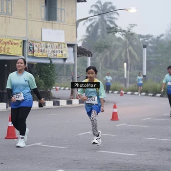 Runner Photo 8976617