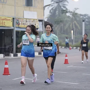 Runner Photo 8976624