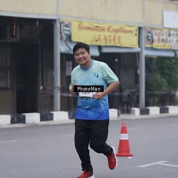 Runner Photo 8976631