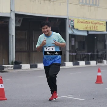 Runner Photo 8976633