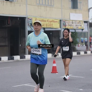 Runner Photo 8976639