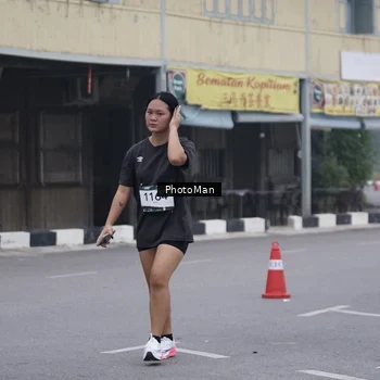 Runner Photo 8976642