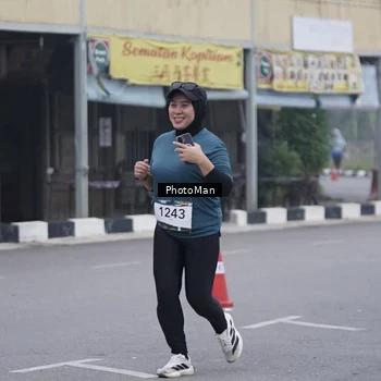 Runner Photo 8976646