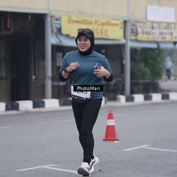 Runner Photo 8976647