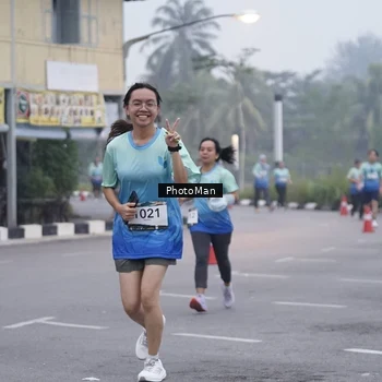 Runner Photo 8976663
