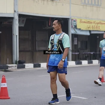 Runner Photo 8976664