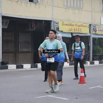 Runner Photo 8976672