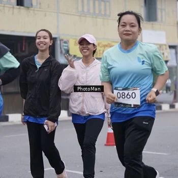 Runner Photo 8976676