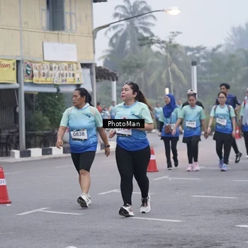 Runner Photo 8976680