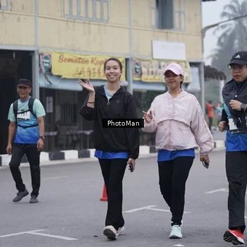 Runner Photo 8976684
