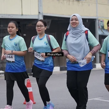 Runner Photo 8976692