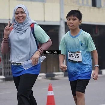 Runner Photo 8976697