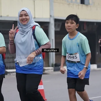 Runner Photo 8976698