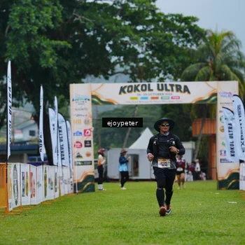 Runner Photo 8976704