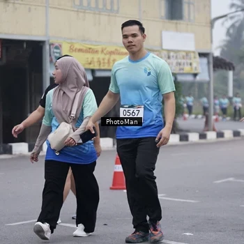 Runner Photo 8976718