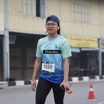 Runner Photo 8976725
