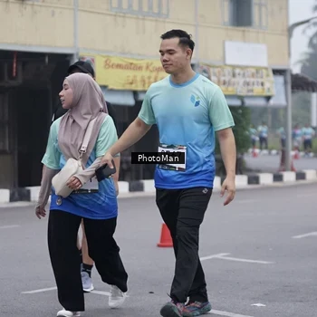 Runner Photo 8976734