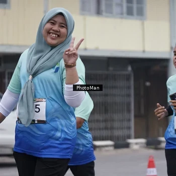 Runner Photo 8976744