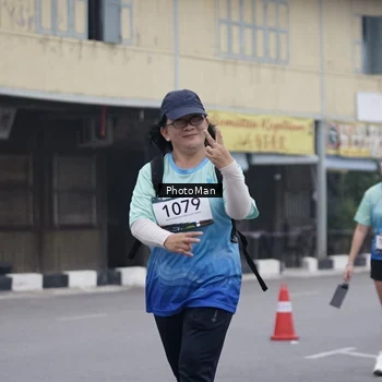 Runner Photo 8976748